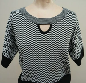 Cable & Guage Women's Top Dolman Sleeve Keyhole Black & White EXC - Picture 1 of 2