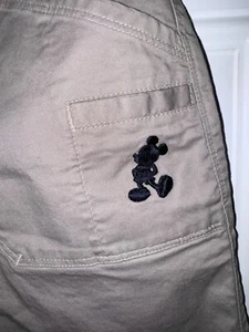 Women’s Disney Khaki Shorts Embroidered Mickey Logo Women’s Large Chino WDW - Picture 1 of 6
