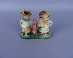Macetas agitadoras de cerámica y pimienta vintage de vaca Mr & Mrs con soporte - Imagen 1 de 1