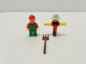 LEGO City Minifigure Lot Harvester Transport 60223 Farmer Pitchfork Scarecrow - Picture 1 of 3