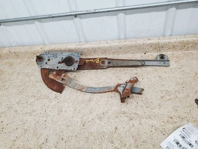 Passenger Front Window Regulator Manual 4 Door Fits 71-76 BUICK 301031 - Image 1 of 3