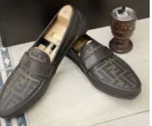 FENDI MENS LOGO DRIVER LOAFERS BROWN LEATHER SIZE 11.5 ITALY - Picture 1 of 9