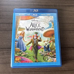 Alice in Wonderland (Blu-ray/DVD, 2010, 3-Disc Set) Depp Family/Adventure Movie - Imagen 1 de 4