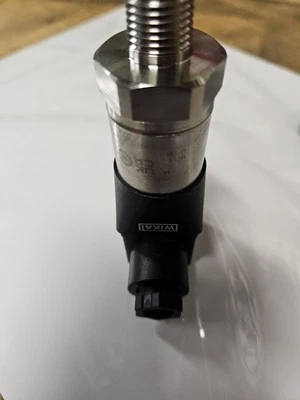 Wika Pressure Transmitter Pn# 14087647 .......2.5 Bar 20ma. 35v