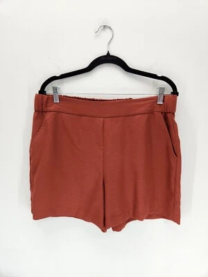 Pantalones cortos suaves Nine West para mujer grandes naranja quemado marrón tiro medio Foto 1 de 4