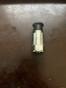 IMI  -- Platinum Low-cost Quartz Accelerometer Model 627A01 - Picture 1 of 2