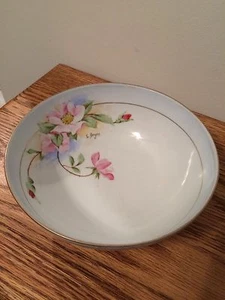 Beyer & Bock Royal Rudolstadt Prussia Three Footed Floral Bowl Signed E. Beyer - Picture 1 of 3