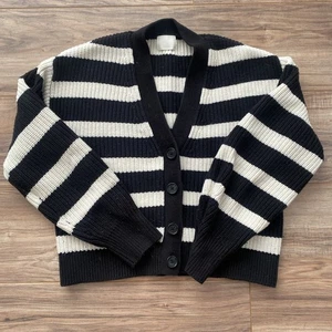 Chunky Black And White Striped Sweater Women’s Small - Picture 1 of 3
