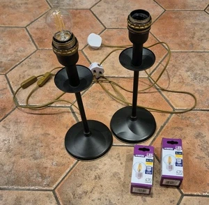 PAAR ELEKTRISCHE SCHNURGEBUNDENE TISCHLAMPEN VON LUSTRARTE - Bild 1 von 7