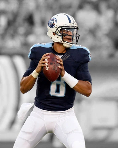 Tennessee Titans MARCUS MARIOTA Glossy 8x10 Photo Spotlight Print Poster Cover