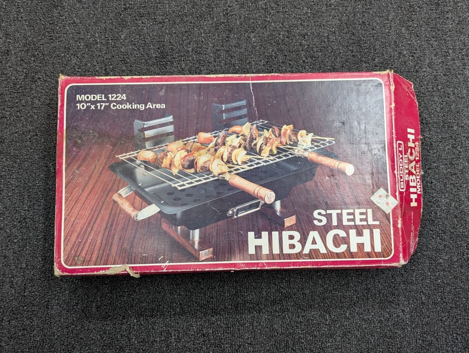 Parrilla Hibachi de acero Sunbeam Buddy L 10" x 17” área de cocción modelo 1224 Foto 1 de 4