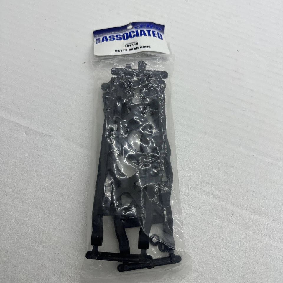 Team Associated 81318 Rear Arms RC8T3 New In Package #000 - Image 1 of 1