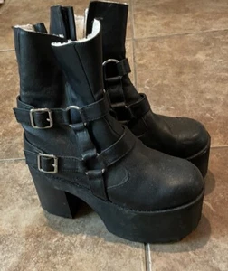 Dollskill Vegan Boots Damen Gr. 7 Synthetik Schwarz Emo Szene Absatz Yru - Bild 1 von 5