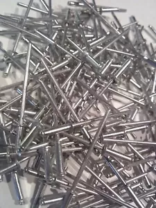 (QTY 100) Alluminio 3/32" X 0,236 (diam. 2,4 mm) Pop Rivetti Impugnatura 3/32 x 1/4 - Foto 1 di 2