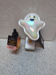 Bath & Body Works Wallflower Plug In Halloween I Glow Iridescent Ghost Light - Picture 1 of 3