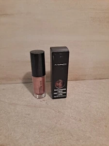 MAC Dazzleshadow Liquid Love Yourself 0.16oz / 4.6g Full Size - New NIB - Picture 1 of 1