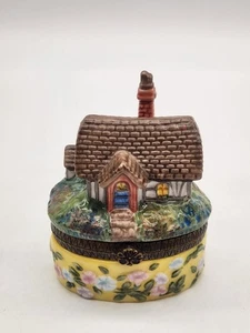 Thomas Kinkade Chandler's Cottage Hinged Trinket Box 2.5" x 2" - Picture 1 of 11