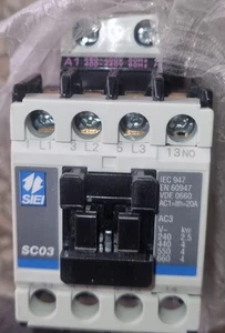 SIEI SC03 Schütz 3-polig Spule 380-400V - Bild 1 von 1