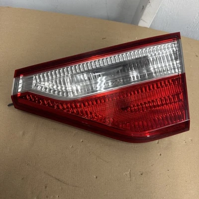 2011-2013 Honda Odyssey Rear Left Tail Light Lamp Assembly OEM - Image 1 of 4