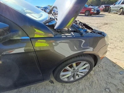 Guardabarros derecho pasajero compatible con 07-16 EOS 2732735 Foto 1 de 4