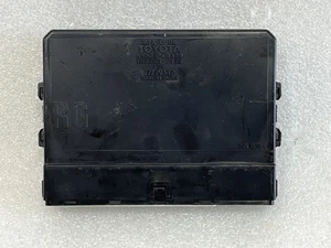 2010 LEXUS LS460 RIGHT PASSENGER FRONT DOOR MULTIPLEX CONTROL MODULE 89223-50330 - Picture 1 of 8