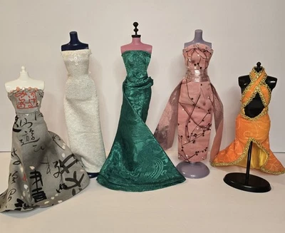 Lote de ropa Barbie hecha a mano #4 ÚNICA EN SU CLASE ~ Compatible de colección con My Scene Candi 12" BJD Foto 1 de 4