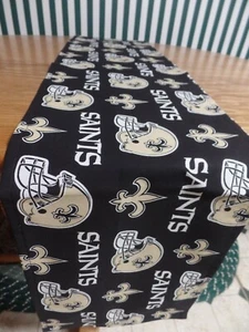 "Corredor de mesa negro hecho a mano de la NFL New Orleans Saints, sin forrar, 54"" x 11" - Imagen 1 de 2