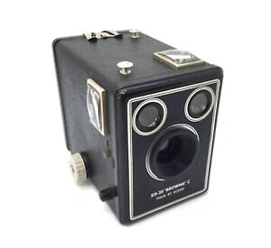 KODAK Vintage Six-20  Box Brownie Model C. Camera Made In London England 1950s