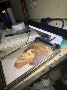 LUXSWAY WIRELESS PAINTING LIGHT WITH ROTATABLE LIGHT FOR WALL ART WITH REMOTE - Picture 1 of 2