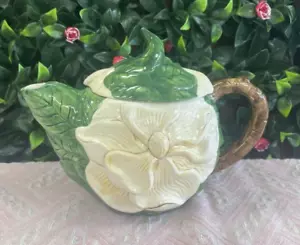 VTG MAGNOLIA TEAPOT FROM WANGS - Picture 1 of 2