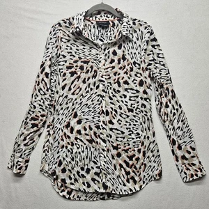 Foxcroft Shirt Womens 6 White Black Animal Print Wrinkle Free Shaped Fit Cotton - Picture 1 of 9