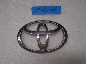 2004-2005 TOYOTA SIENNA HOOD EMBLEM CHROME OEM - Bild 1 von 7