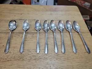 Lot of 7 Wm Rogers International Silver Plate Memory Hiawatha Teaspoons bonus - Picture 1 of 6