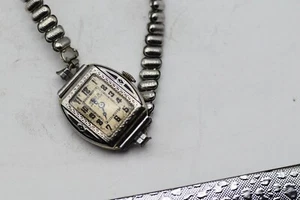 ANTIKE ART DECO DAMENUHR GRUEN 1925 UMKA - Bild 1 von 3