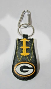 NFL Green Bay Packers grüner Football strukturierter Schlüsselanhänger mit Karabiner von GameWear - Bild 1 von 1