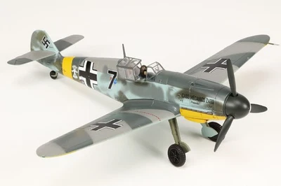 Hobby Master 1/48 Bf 109F Black 7 Spanish Air Force 2 Esc Azulm - Image 1 of 2