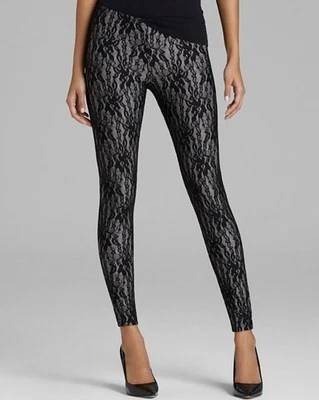 Leggings ajustados de encaje elástico negro con metal HUE U14329 - PVP $44 Foto 1 de 4