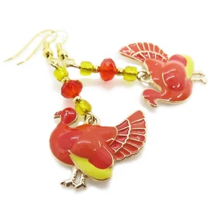 Pendientes de pavo y cuentas de vidrio esmaltado naranja dorado de SoniaMcD - Imagen 1 de 9