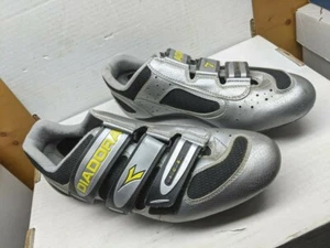 Vintage Diadora road shoes with cleats 41/41.5 grey - Picture 1 of 7