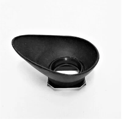 ProMaster Eyecup for Canon, Pentax-S/K, and Yashica (#NPECCA) - Image 1 of 3