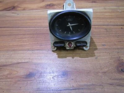 Pantalla de radio tablero Ford Escort 1995 (reloj, monitor de información, tablero #116680-84 Foto 1 de 4