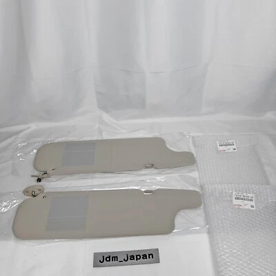 TOYOTA Genuine Sun Visor RH & LH Land Cruiser 70 BJ70 FJ70 FJ FJZ HZJ LJ PZJ RJ - Image 1 of 4