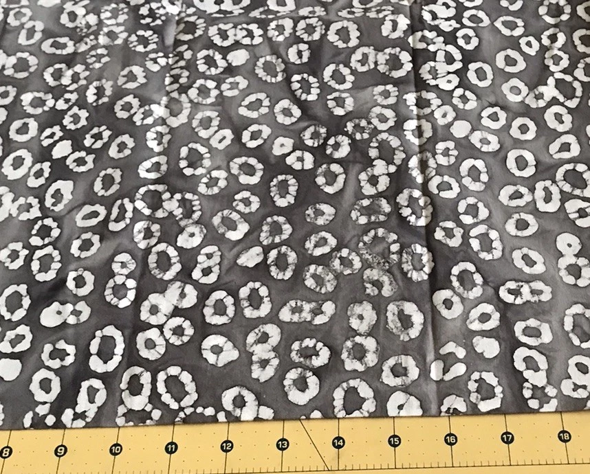 Gray Batik 100% cotton fabric sold by the yard #B106 Foto 1 de 1
