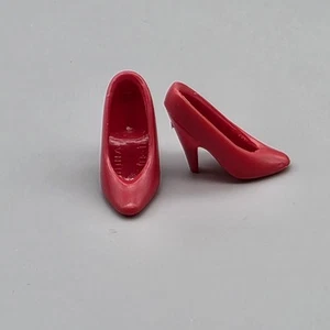90'S BARBIE SHOES RED CLASSIC HEELS PUMPS - Picture 1 of 7