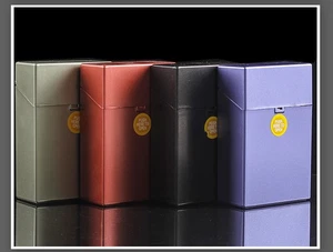 4X Hart Vollpackung Zigarettenetui Klappbar Kunststoff Halter Box für King Size - Bild 1 von 5