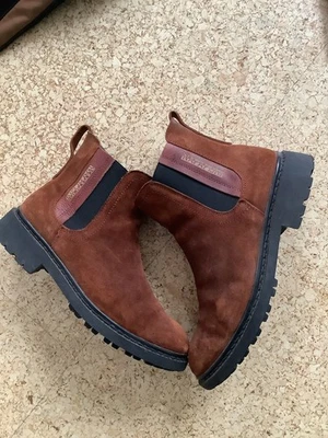 Napapijri Boots Stiefel Gr. 40 Wildleder Rost Braun Leder Stiefeletten - Bild 1 von 4