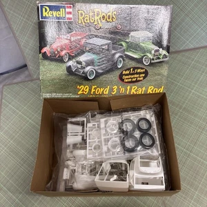 Revell Rat Rods 29 Ford 3 n 1 Rat Rod Maßstab 1:25 - Bild 1 von 14