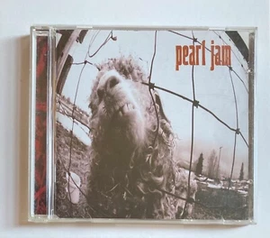 Vs. - Music CD - Pearl Jam -  1993 Sony Legacy - Excellent Audio CD - - Picture 1 of 5
