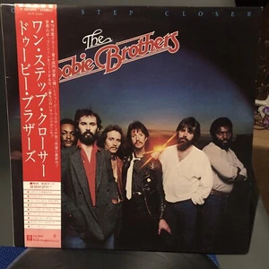 The Doobie Brothers ONE STEP CLOSER 1980 Vinyl LP Excellent Japan Press - Picture 1 of 6