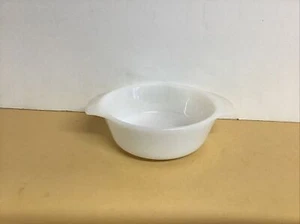 Anchor Hocking Fire King~White Glass 12 Oz. Small Bowl ~472~NO LID~EUC !! - Picture 1 of 3